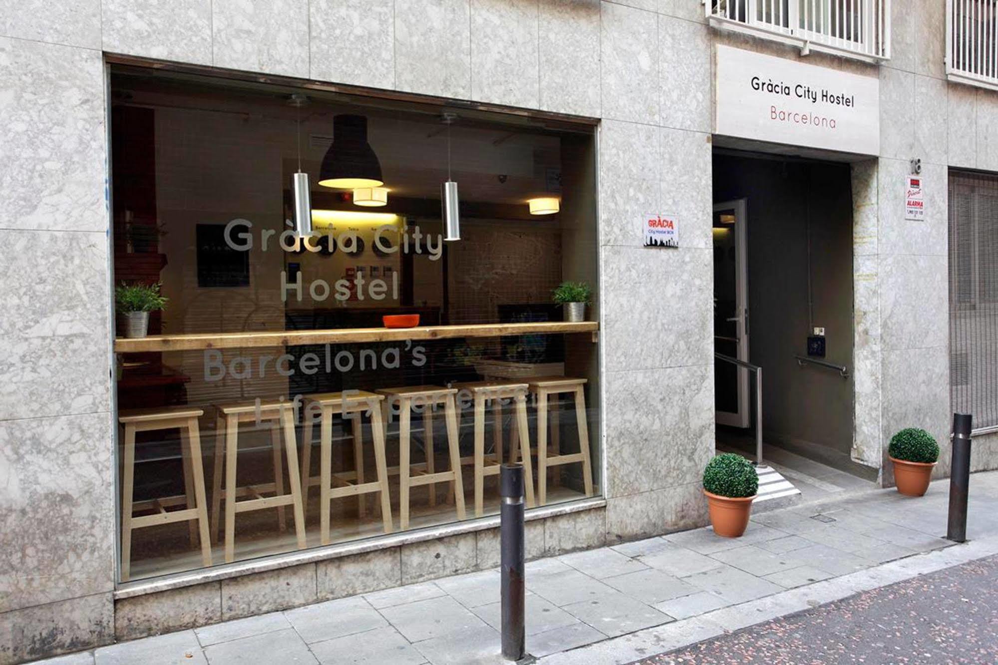 Gracia City Hostel Βαρκελώνη Εξωτερικό φωτογραφία Hostel in Barcelona